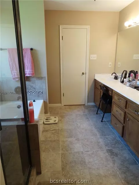 3713 Brighton Dr, Bryan, TX 77802 photo 25