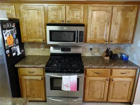 3713 Brighton Dr, Bryan, TX 77802 photo 15