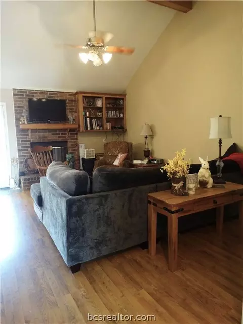 3713 Brighton Dr, Bryan, TX 77802 photo 8