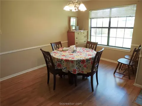 3713 Brighton Dr, Bryan, TX 77802 photo 10