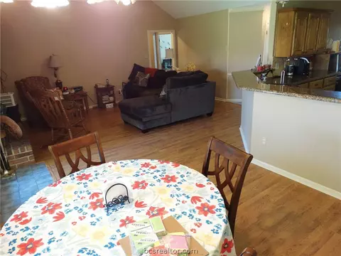 3713 Brighton Dr, Bryan, TX 77802 photo 9