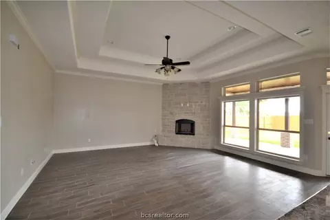 3042 Embers Loop, Bryan, TX 77808 photo 3