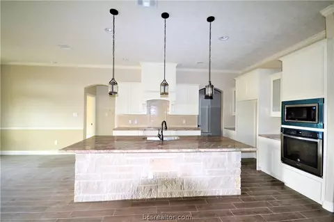 3042 Embers Loop, Bryan, TX 77808 photo 7