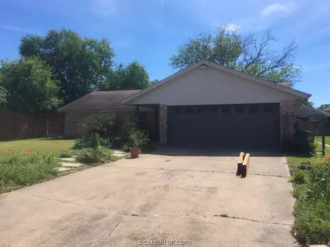 2604 Rustling Oaks Dr, Bryan, TX 77802 photo 4