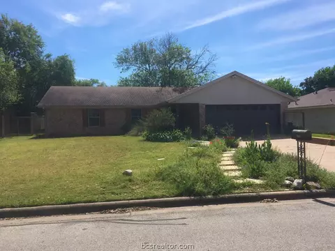 2604 Rustling Oaks Dr, Bryan, TX 77802 photo 1