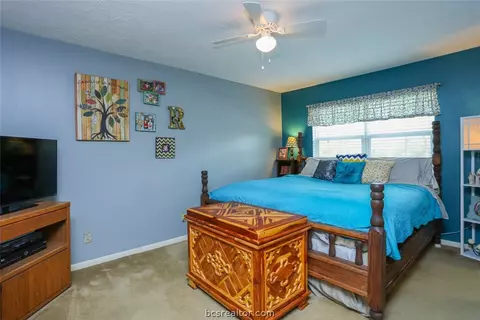 8268 Longview Dr, Bryan, TX 77808 photo 10