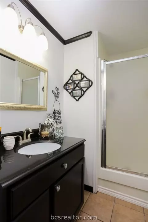 8268 Longview Dr, Bryan, TX 77808 photo 16