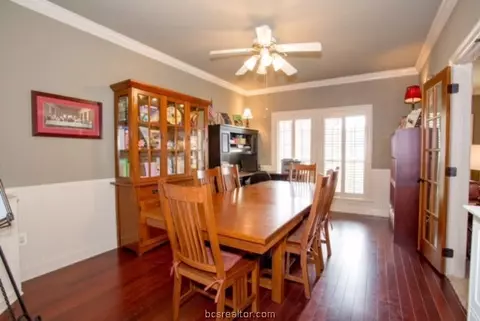 2210 E Briargate Dr, Bryan, TX 77802 photo 35