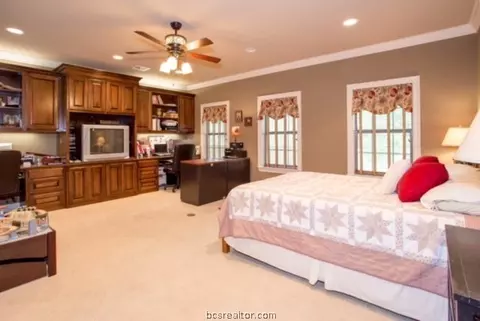 2210 E Briargate Dr, Bryan, TX 77802 photo 9