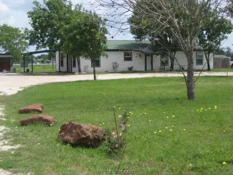 3142 Moonlight Dr, Bryan, TX 77808 photo 5