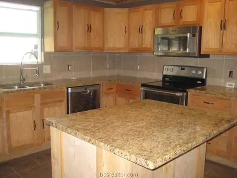 3142 Moonlight Dr, Bryan, TX 77808 photo 12