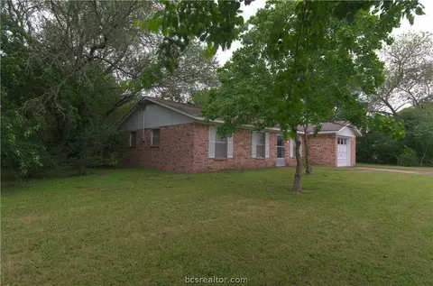 903 Dumas St, Bryan, TX 77803 photo 25