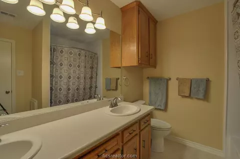 4508 Sutton Ct, Bryan, TX 77802 photo 13