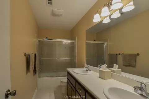 4508 Sutton Ct, Bryan, TX 77802 photo 10