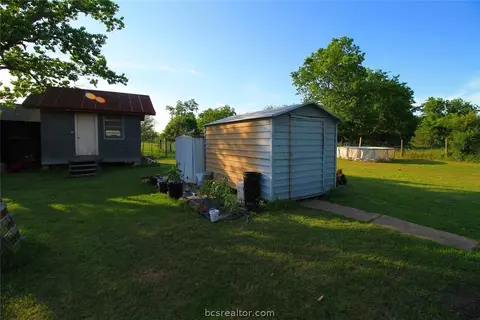 3620 Stevens Dr, Bryan, TX 77808 photo 4