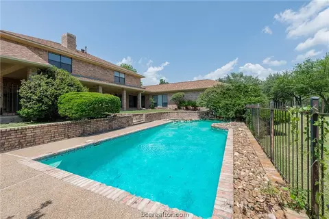 2429 E Briargate Dr, Bryan, TX 77802 photo 27