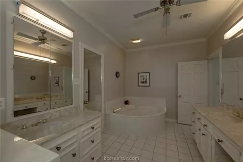 2429 E Briargate Dr, Bryan, TX 77802 photo 14