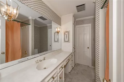 2429 E Briargate Dr, Bryan, TX 77802 photo 21