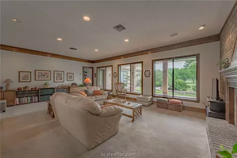 2429 E Briargate Dr, Bryan, TX 77802 photo 8