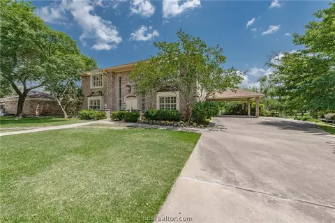 2429 E Briargate Dr, Bryan, TX 77802 photo 2