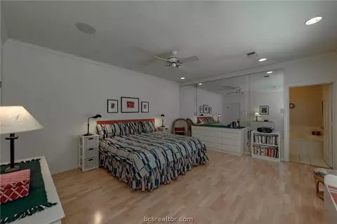 2429 E Briargate Dr, Bryan, TX 77802 photo 13