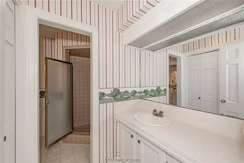 2429 E Briargate Dr, Bryan, TX 77802 photo 19