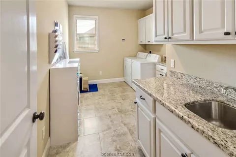 3300 Covington Ct, Bryan, TX 77808 photo 26