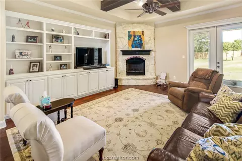 3300 Covington Ct, Bryan, TX 77808 photo 6