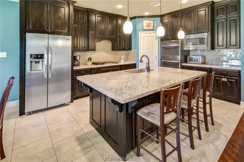 3300 Covington Ct, Bryan, TX 77808 photo 12