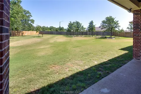 3300 Covington Ct, Bryan, TX 77808 photo 38