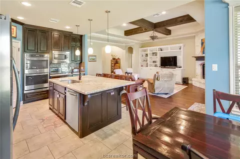3300 Covington Ct, Bryan, TX 77808 photo 9