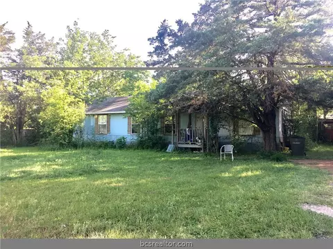 1201 Murphy Ln, Bryan, TX 77803 photo 2