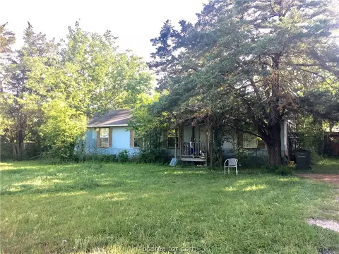 1201 Murphy Ln, Bryan, TX 77803 photo 1