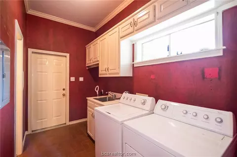 4311 Birchcrest Ln, Bryan, TX 77802 photo 31