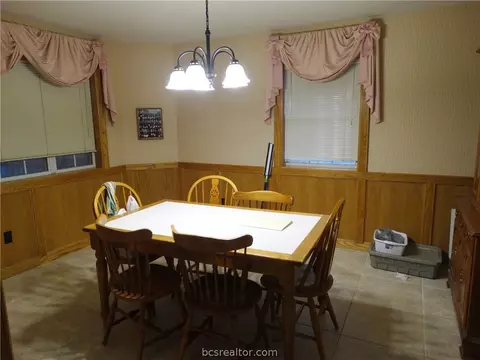 4113 Knightsbridge Ln, Bryan, TX 77802 photo 11