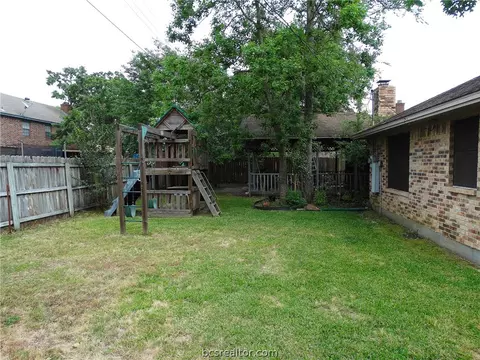 4113 Knightsbridge Ln, Bryan, TX 77802 photo 35