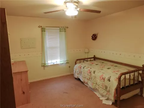 4113 Knightsbridge Ln, Bryan, TX 77802 photo 19