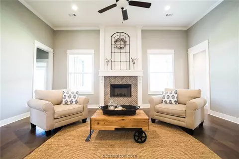 3209 Ashville Path, Bryan, TX 77808 photo 4