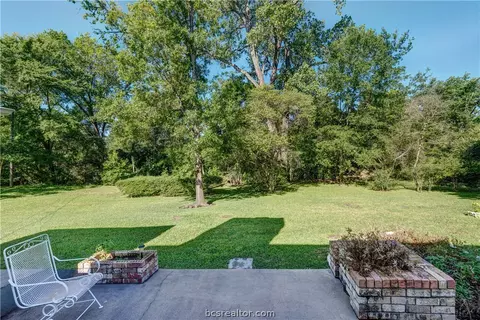2502 Willow Bend Dr, Bryan, TX 77802 photo 21