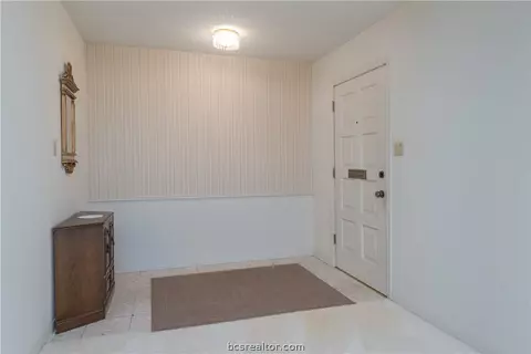 2502 Willow Bend Dr, Bryan, TX 77802 photo 18