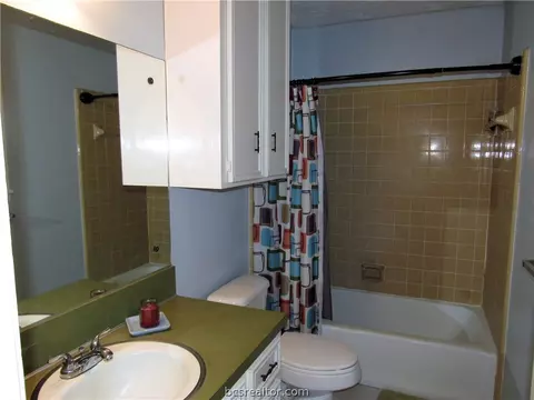 2903 Hillside Dr, Bryan, TX 77802 photo 9