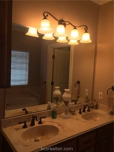 2607 Priscilla Ct, Bryan, TX 77802 photo 16