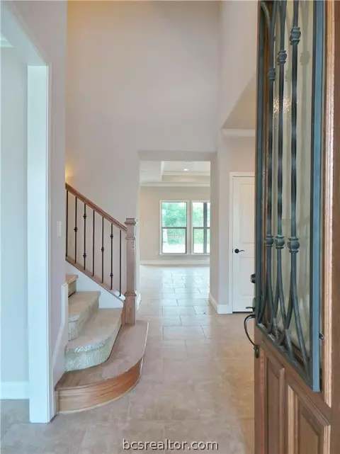 3048 Embers Loop, Bryan, TX 77808 photo 3