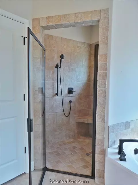 3048 Embers Loop, Bryan, TX 77808 photo 32