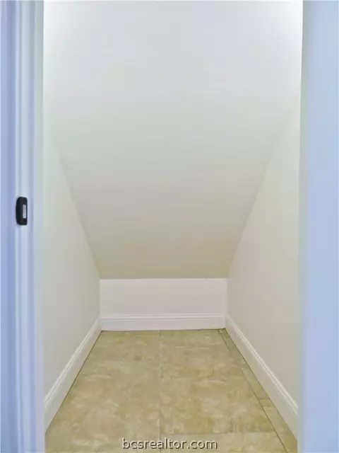 3048 Embers Loop, Bryan, TX 77808 photo 7