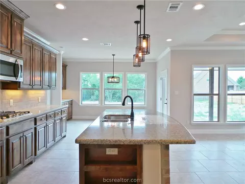 3048 Embers Loop, Bryan, TX 77808 photo 16