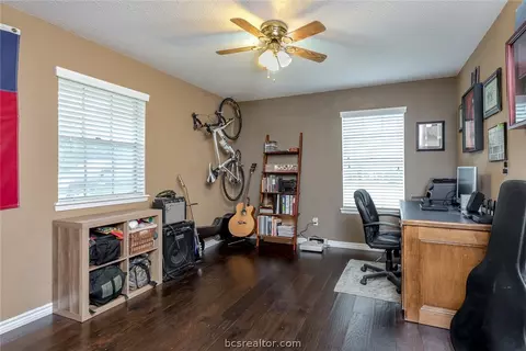 3514 Oakside Dr, Bryan, TX 77802 photo 10