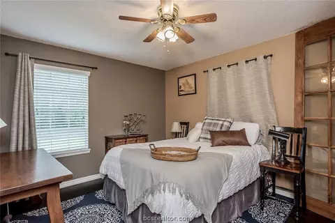 3514 Oakside Dr, Bryan, TX 77802 photo 8