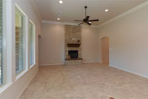 3057 Embers Loop, Bryan, TX 77808 photo 7