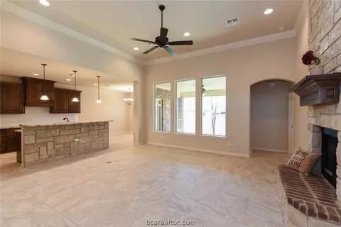 3057 Embers Loop, Bryan, TX 77808 photo 9